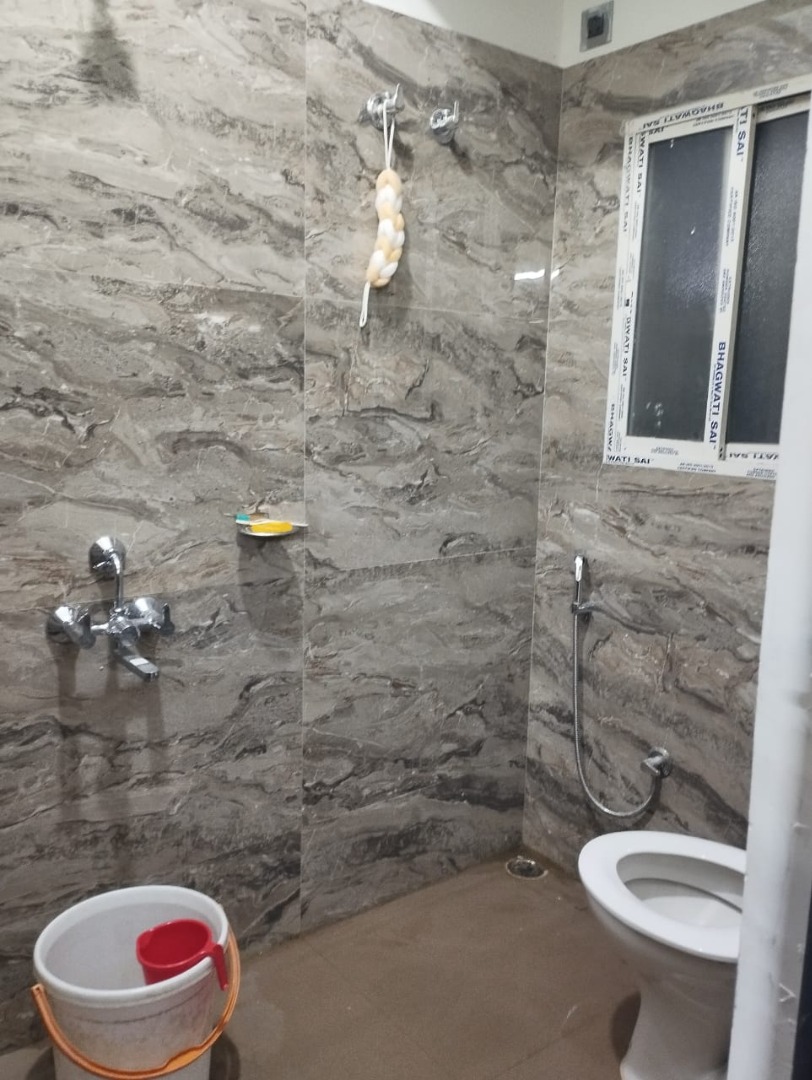 Unfurnished 2bhk in Geeta Nagar Road, Narikalbari, Guwahati, Assam, India for Rent